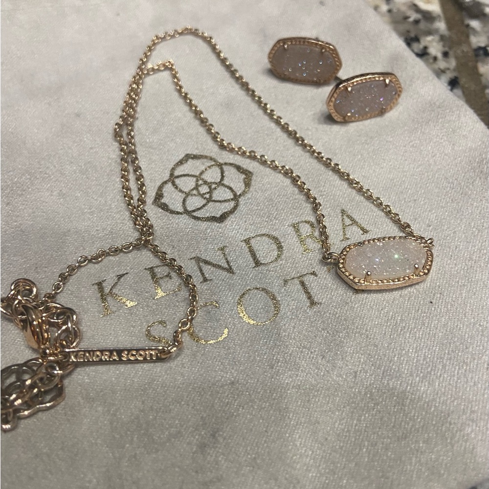 Preloved Kendra Scott White Druzy in Rose Gold Set